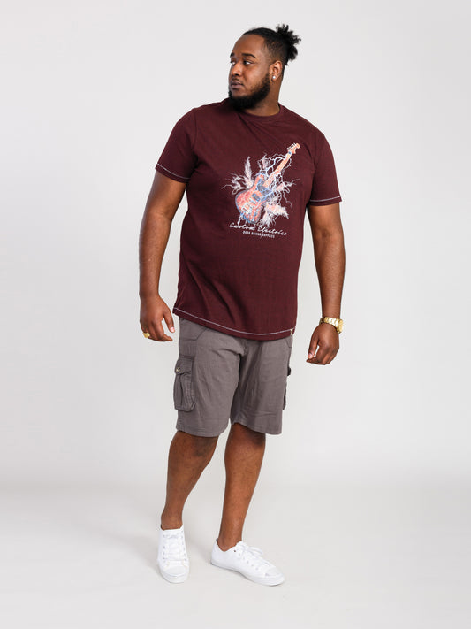 REDBOURN -D555 Burgundy Black Twist Lightning Bolt Guitar Printed T-Shirt