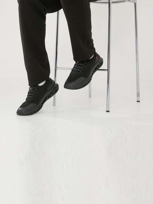 ALFRETON 1 -D555 Black Kingsize Hands Free Shoes with Knitted Top
