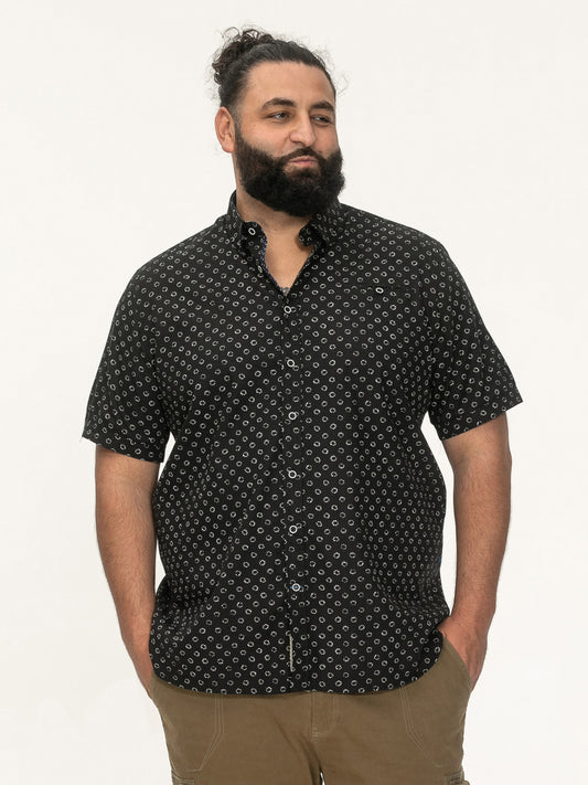 MATLOCK -D555 Black All Over Print Short Sleeve Hidden Button Down Collar Shirt