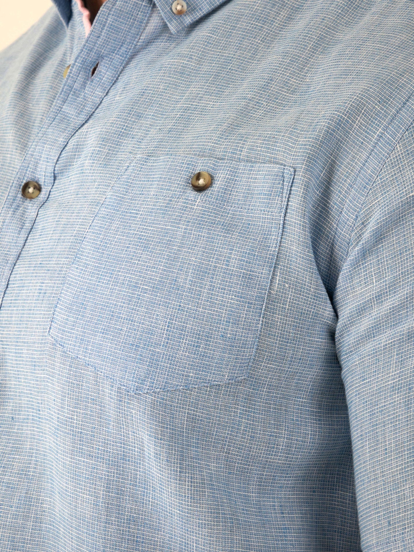CLARKE 1 -D555 Blue Linen Mix S/S Shirt With Button Down Collar & Pocket