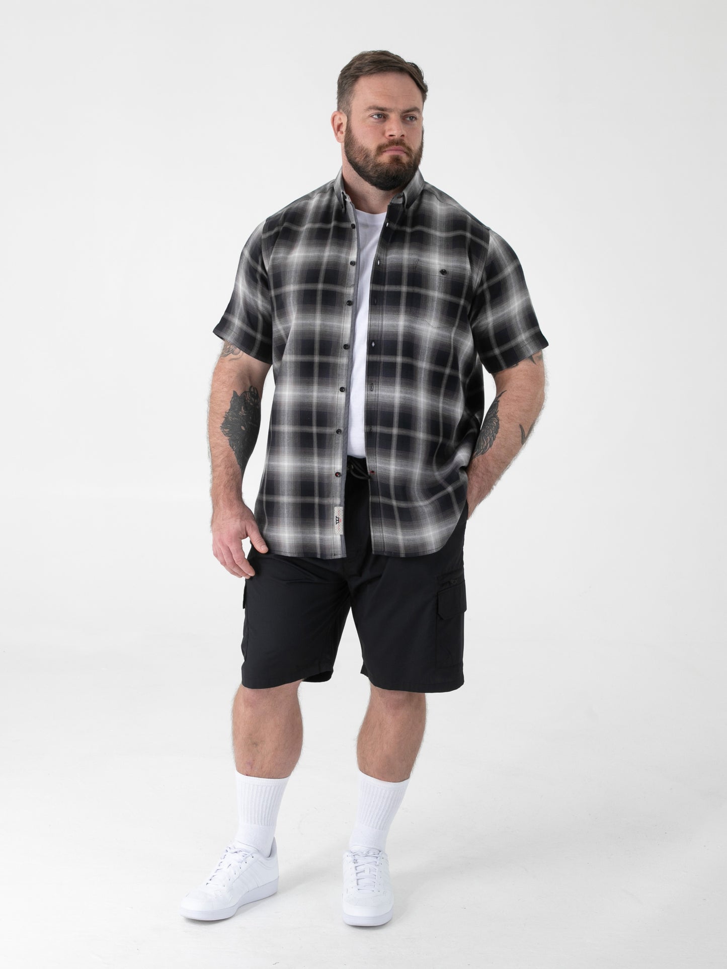 HOLDEN -D555 Black Check Button Down Collar Short Sleeve Shirt With Pocket