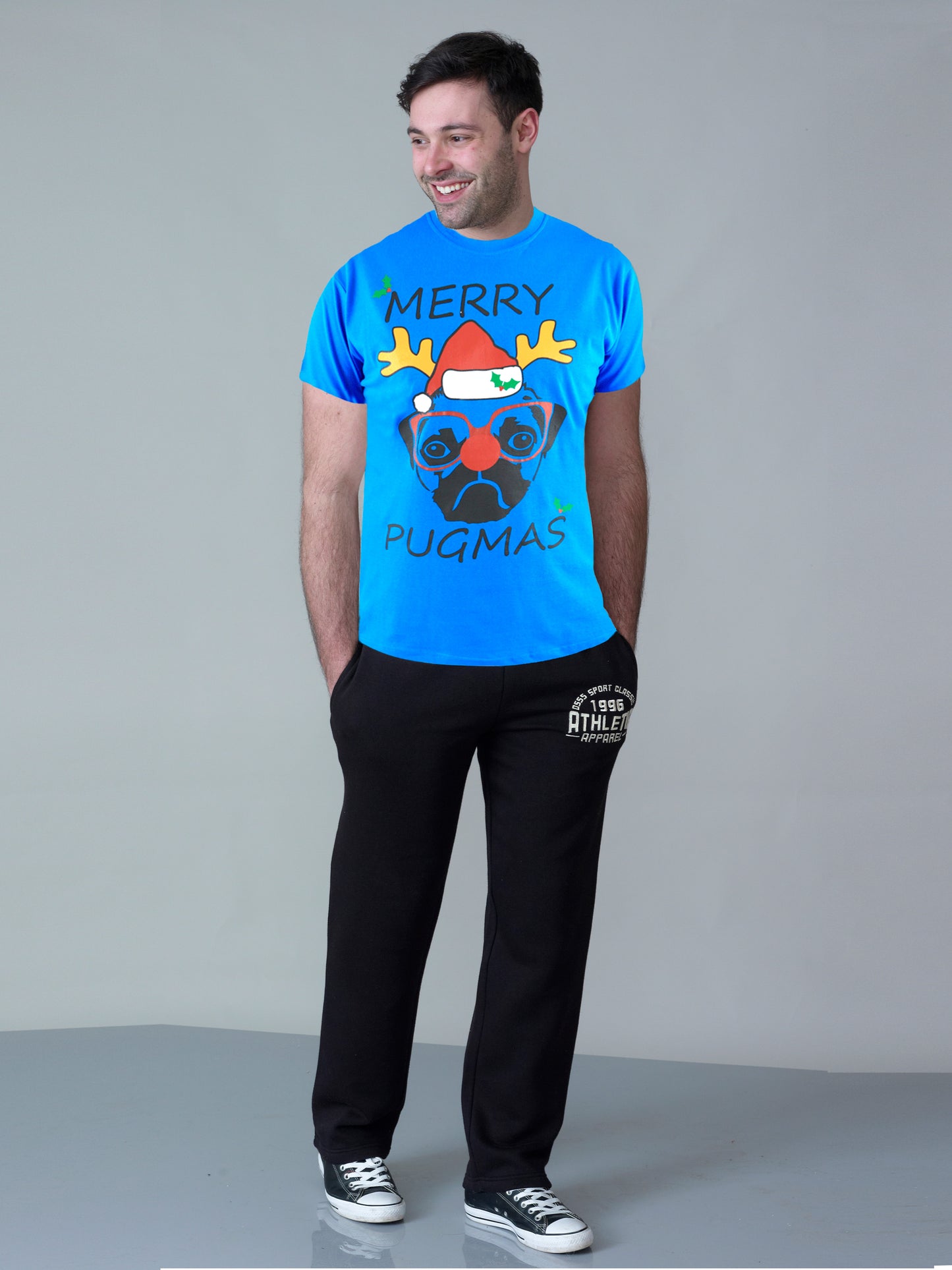 PUG -D555 Royal Blue Christmas Pug T-Shirt Print