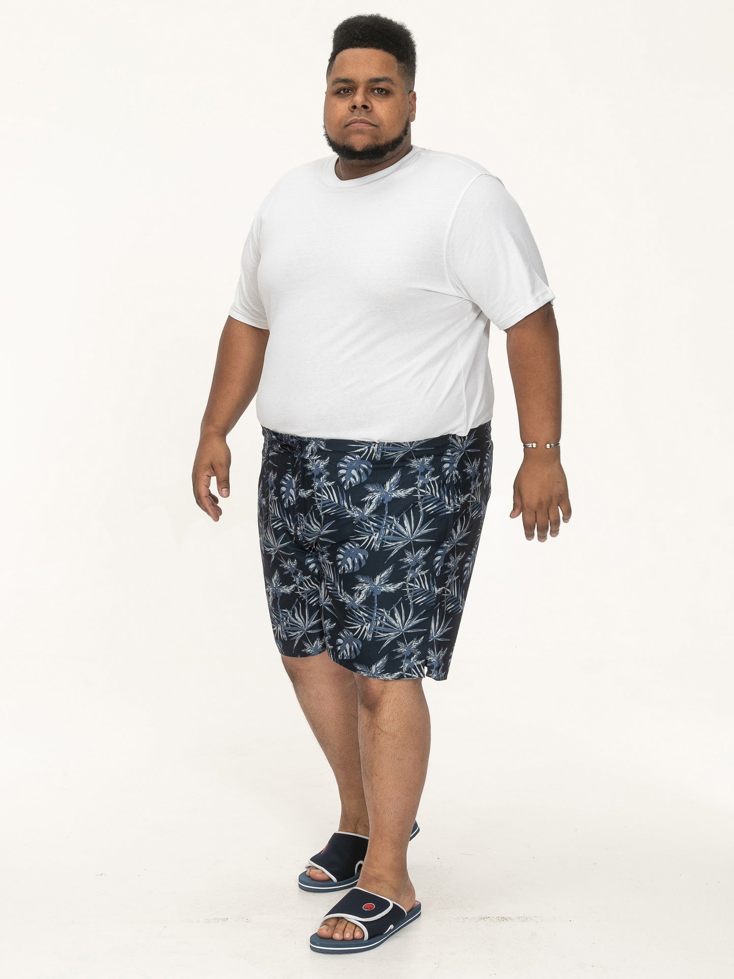 CLEETHORPES -D555 Navy Blue Hawaiian Printed Swim Shorts