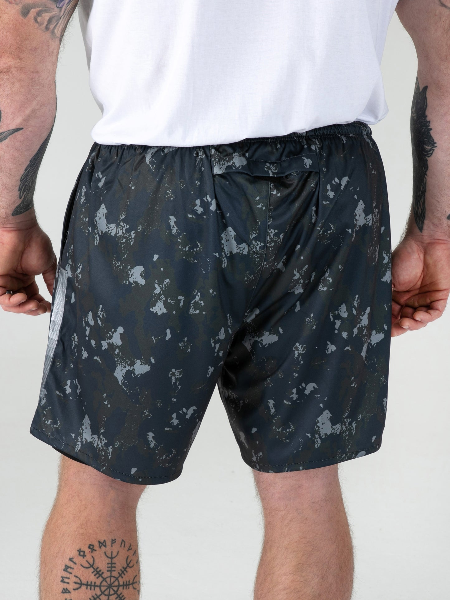 COLLINS -D555 Green Camouflage Dry Wear Elasticated Short with Compression Lining