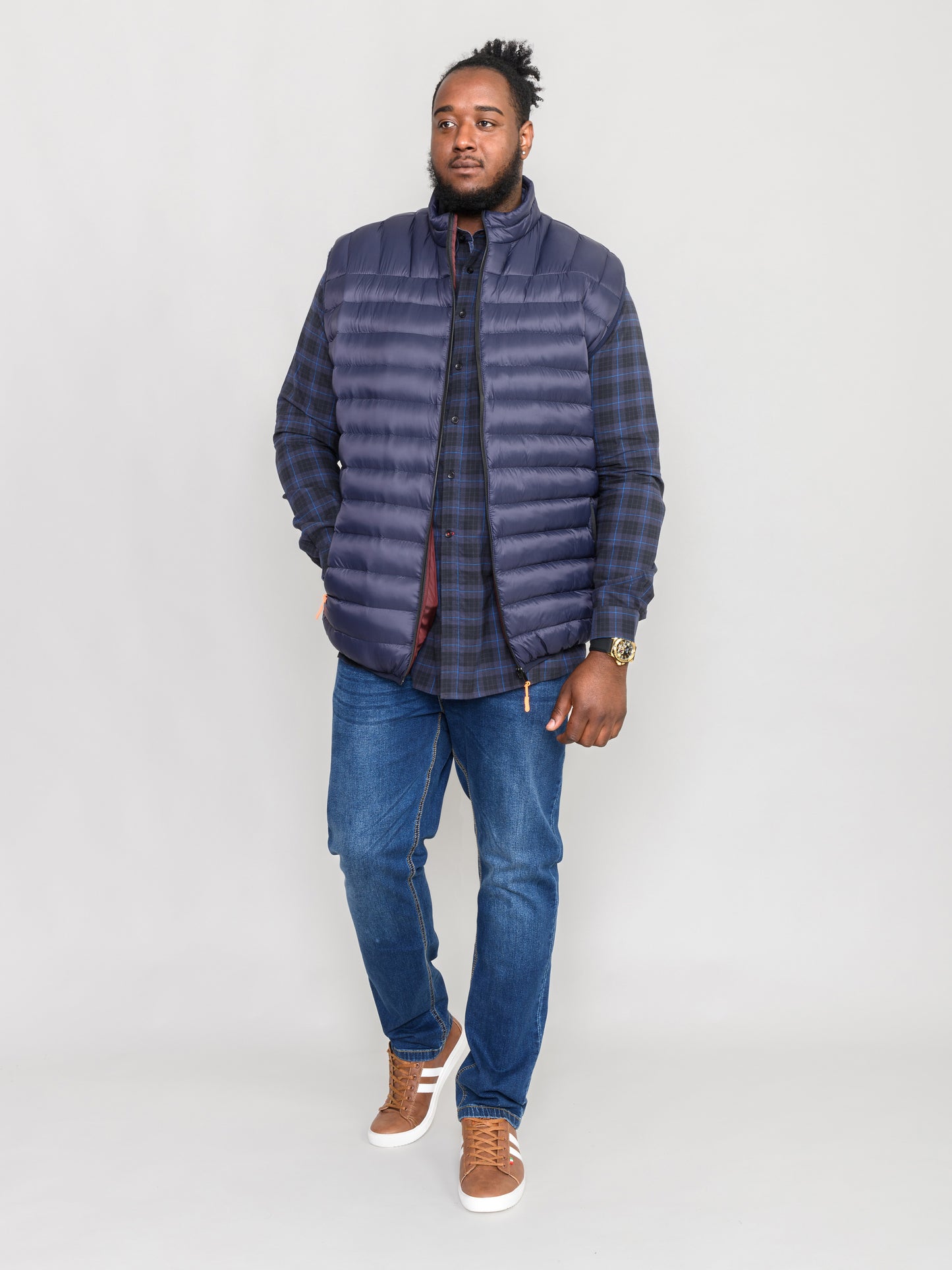 WICKHAM 1 -D555 Navy Blue Puffer Gilet with Burgundy Lining