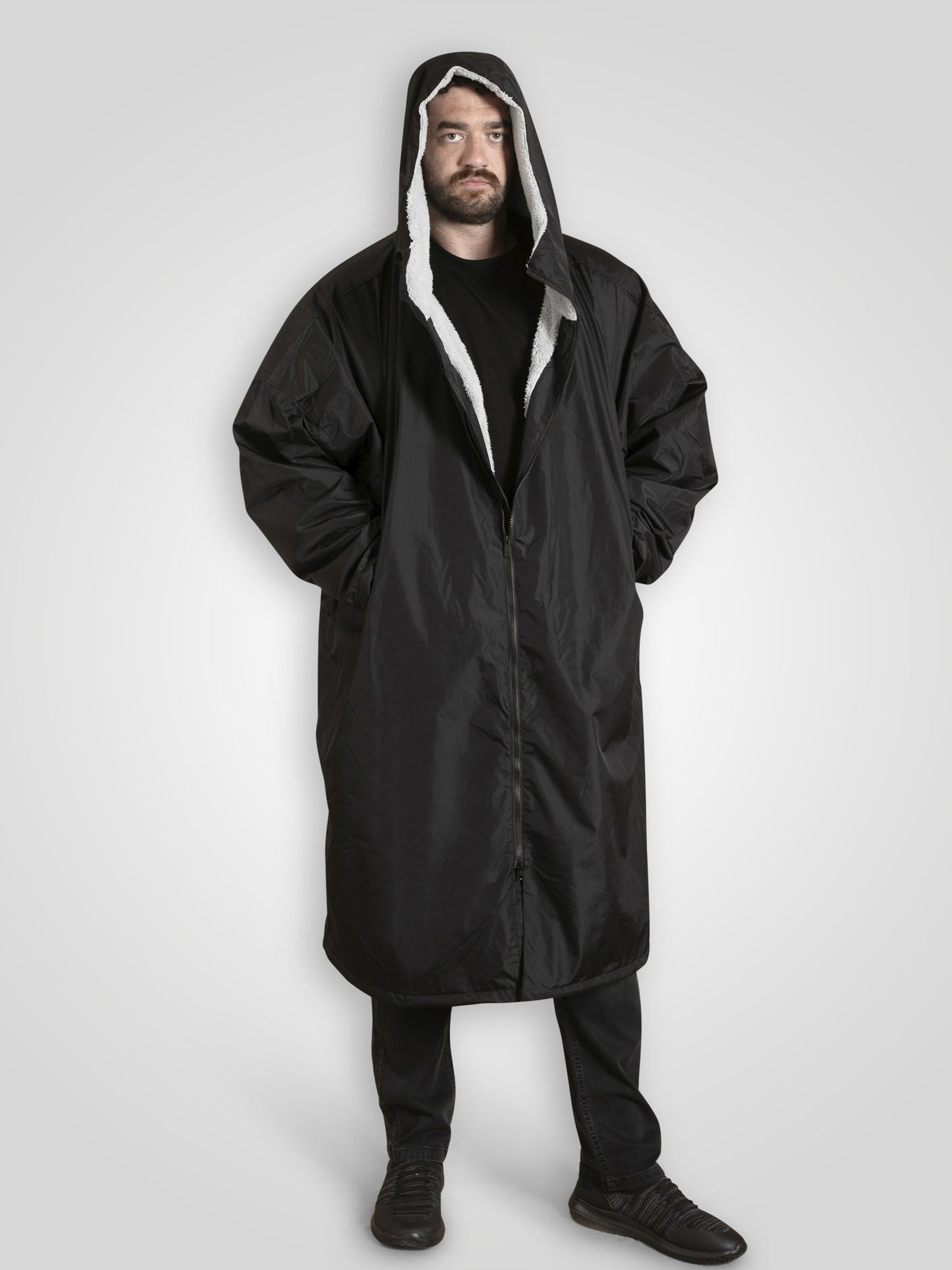 WEBBER -D555 Black Sherpa Lined Showerproof Changing Robe