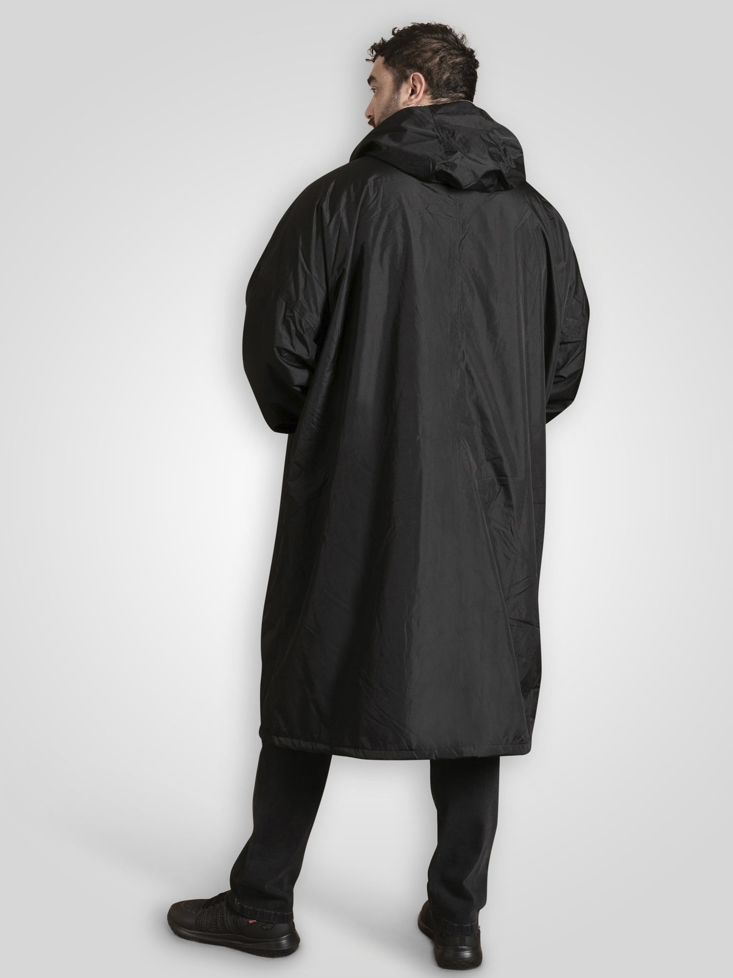 WEBBER -D555 Black Sherpa Lined Showerproof Changing Robe
