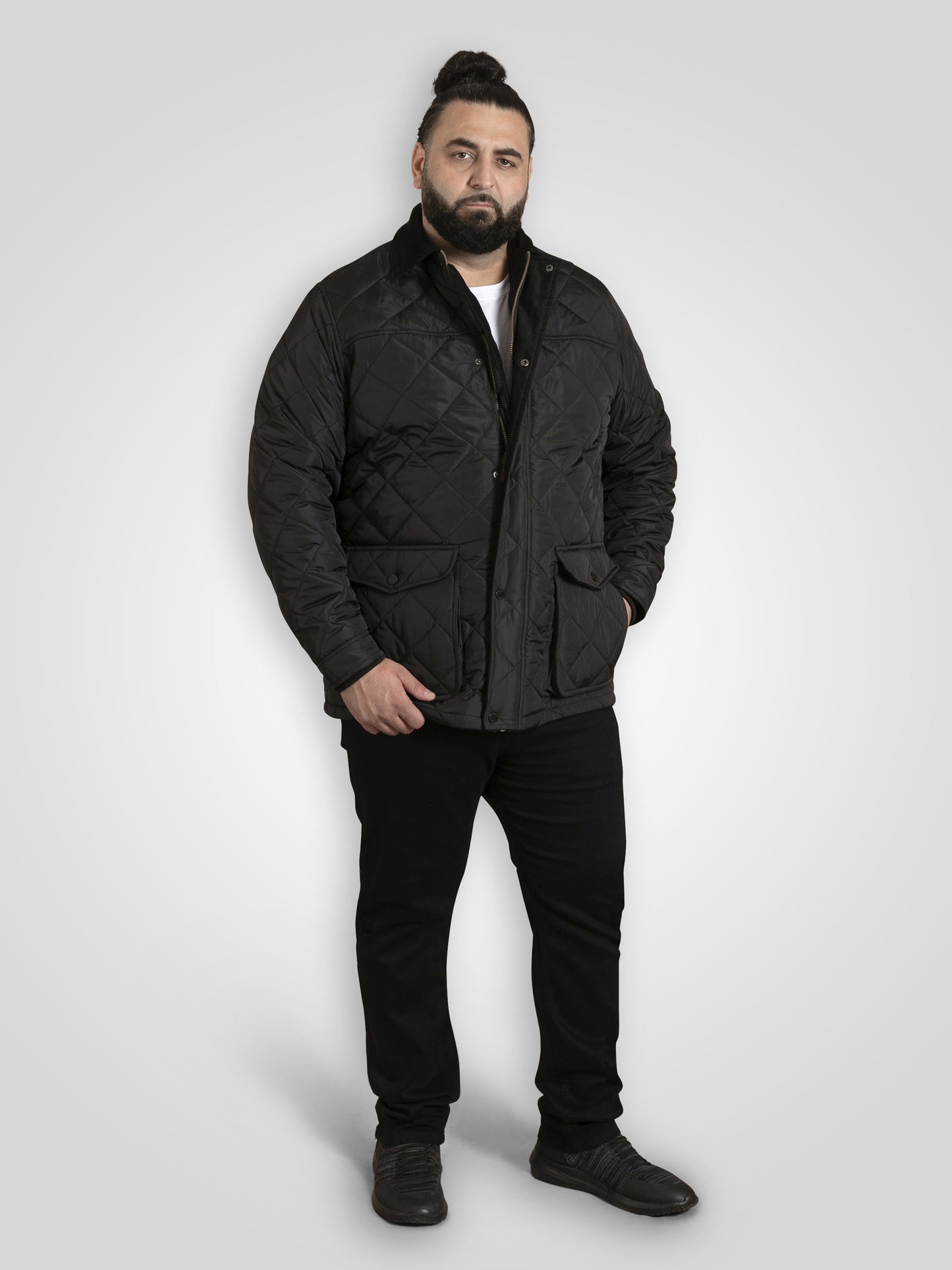 HARBOROUGH -D555 Black Quilted Jacket with Corduroy Collar