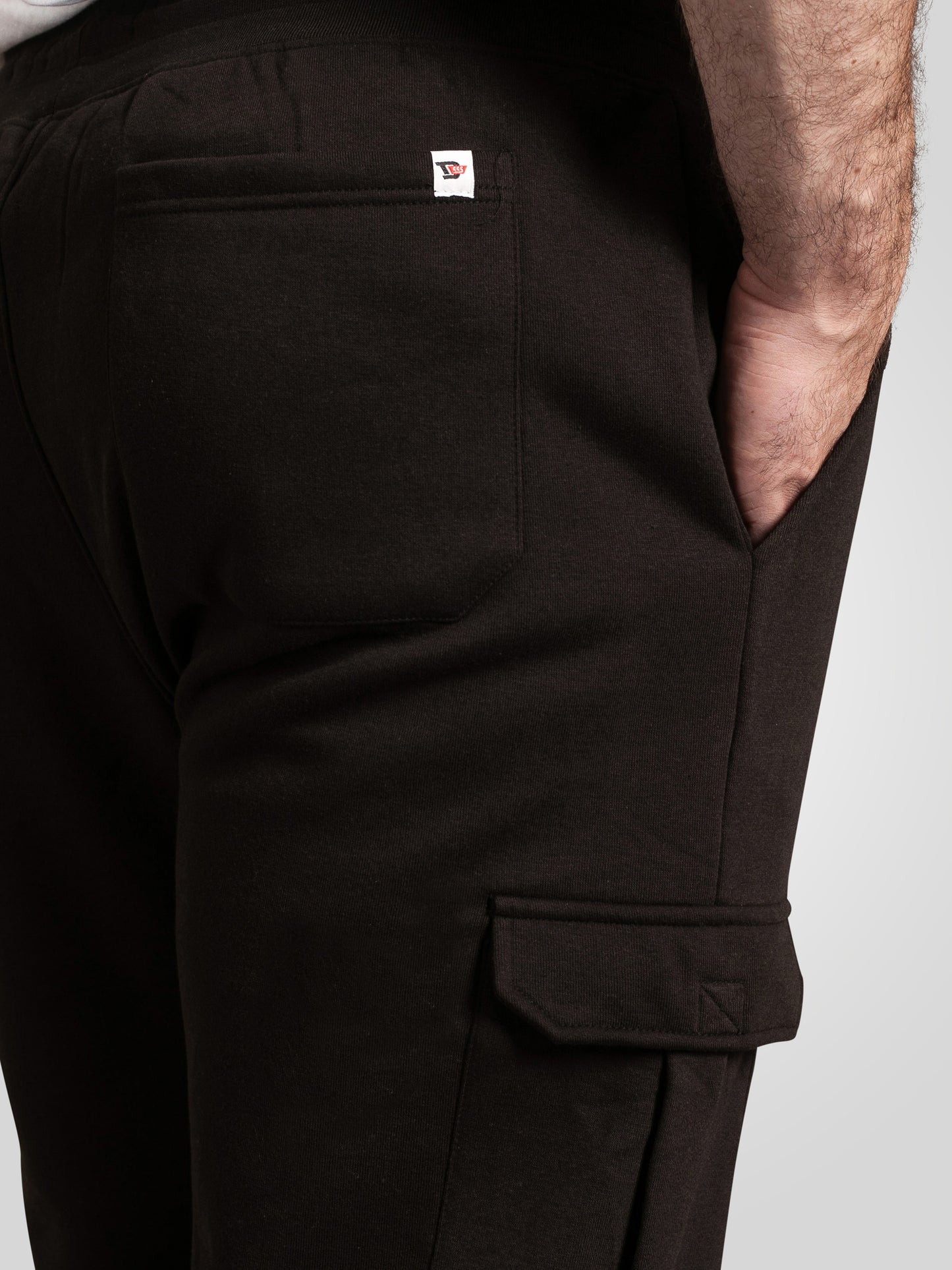 EDINBURGH 1 -D555 Black Cargo Pocket Joggers