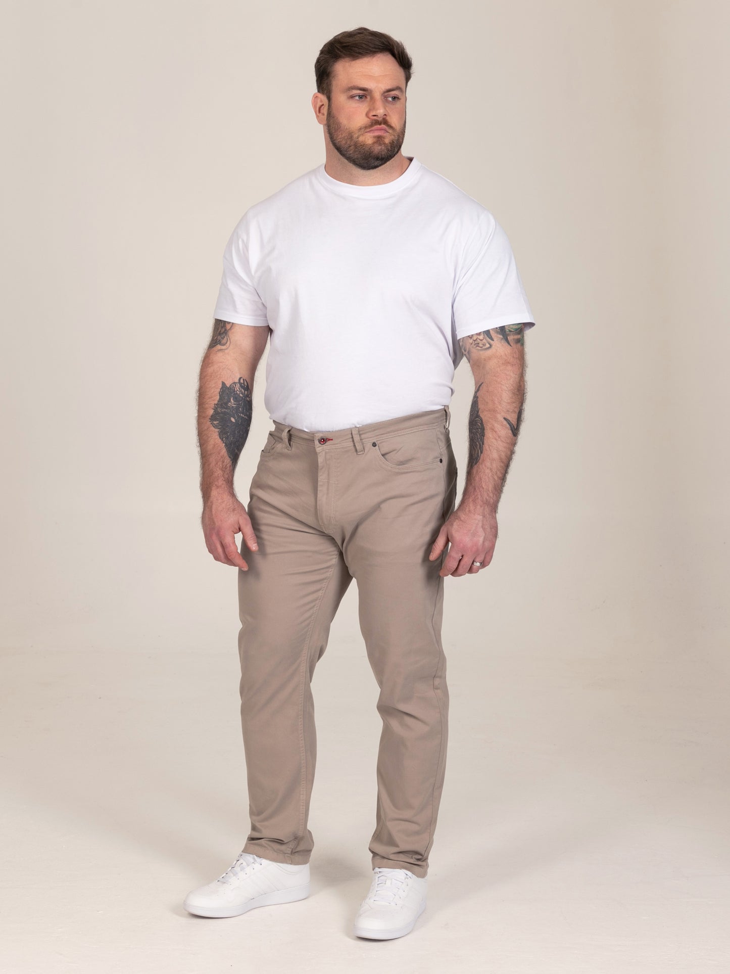 KELVIN 1-Stone Tapered Fit Five Pocket Stretch Twill Chino With Peach Finish
