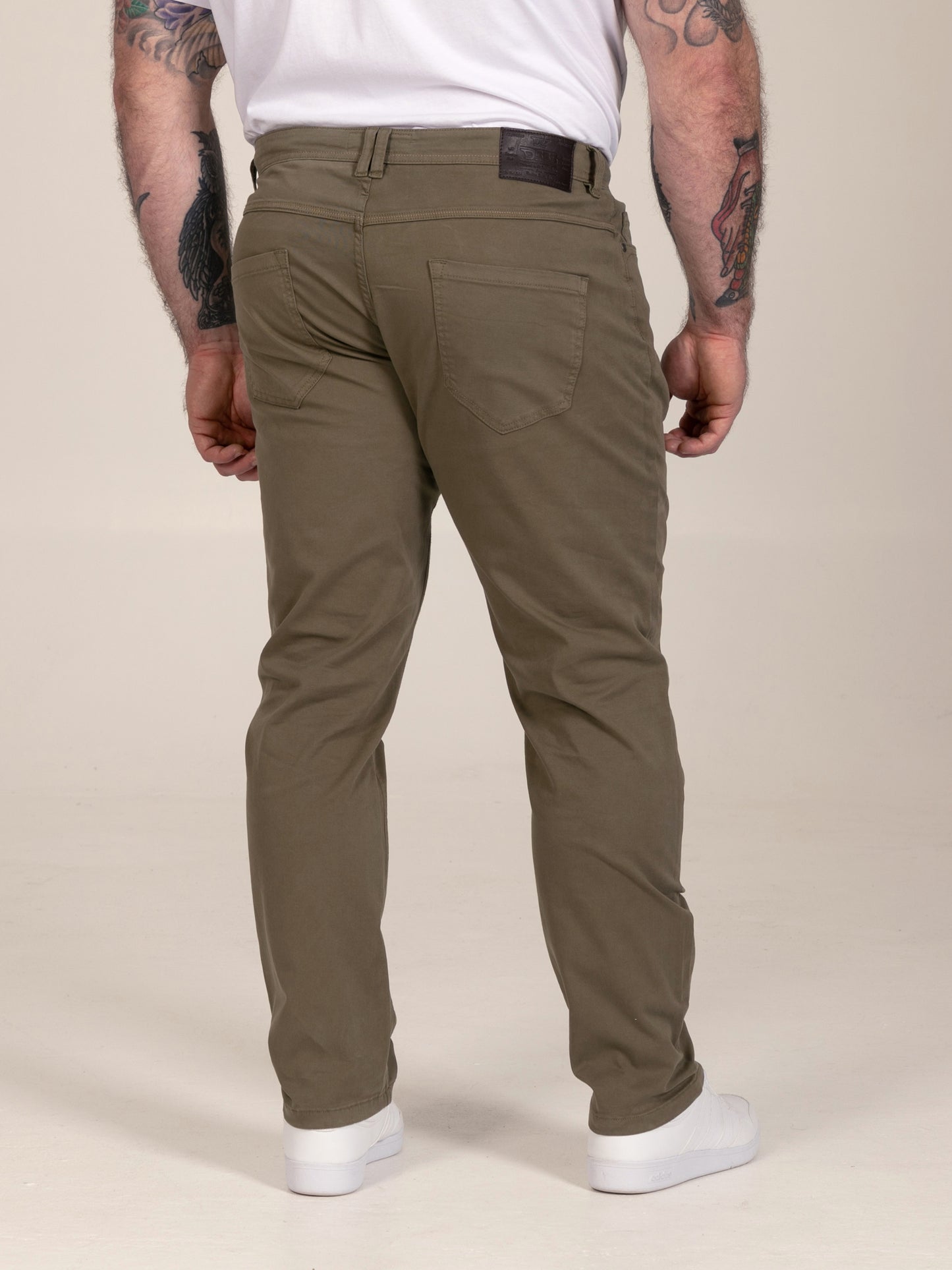 KELVIN 3-Khaki Tapered Fit Five Pocket Stretch Twill Chino With Peach Finish