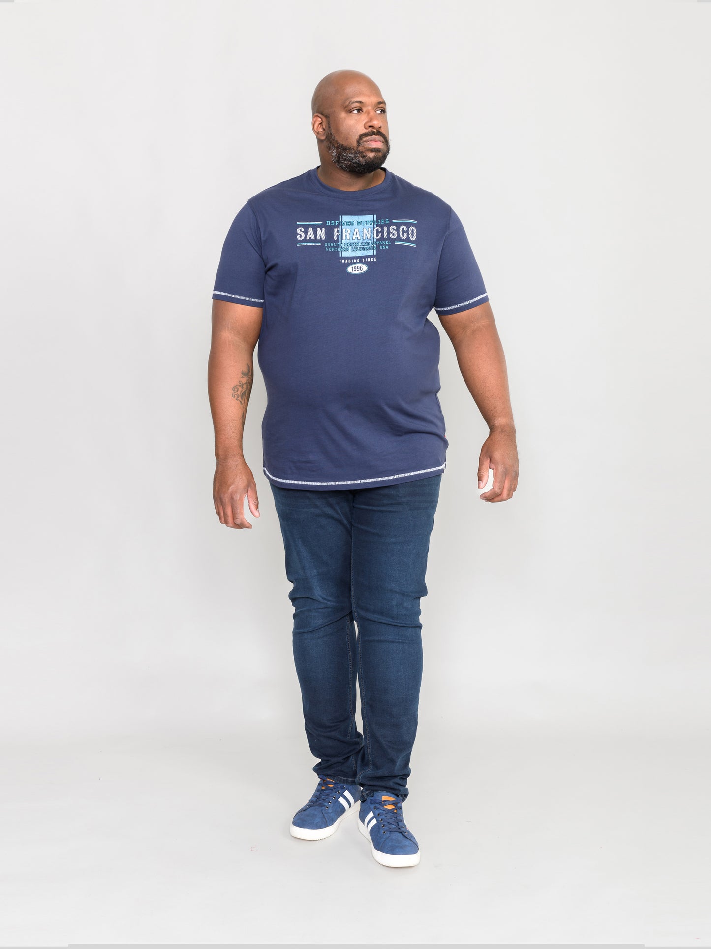 WANSTEAD -D555 Navy Blue San Francisco Printed T-Shirt