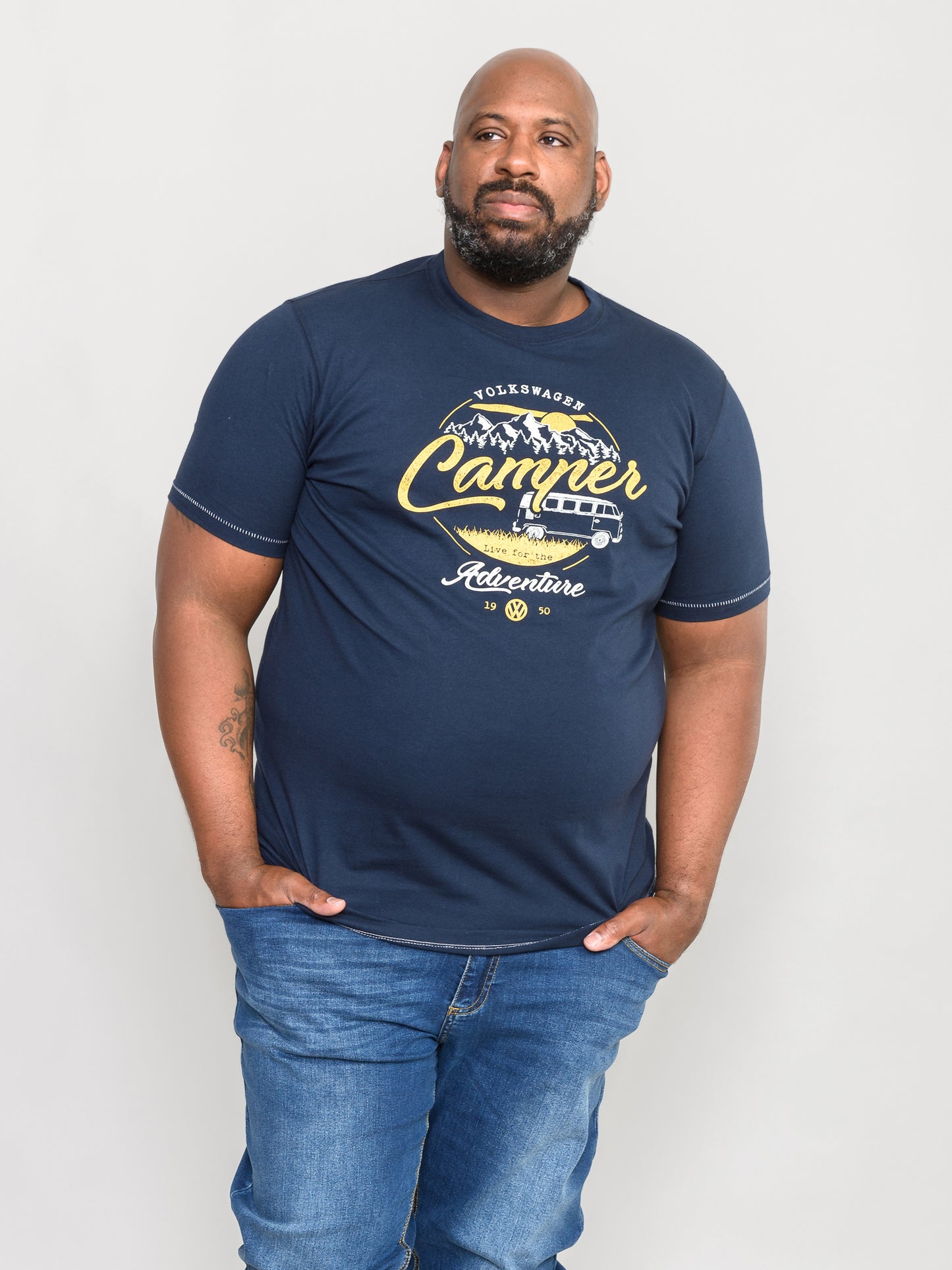 HORNSEY -D555 Navy Blue Official Licensed VW Camper Printed T-Shirt