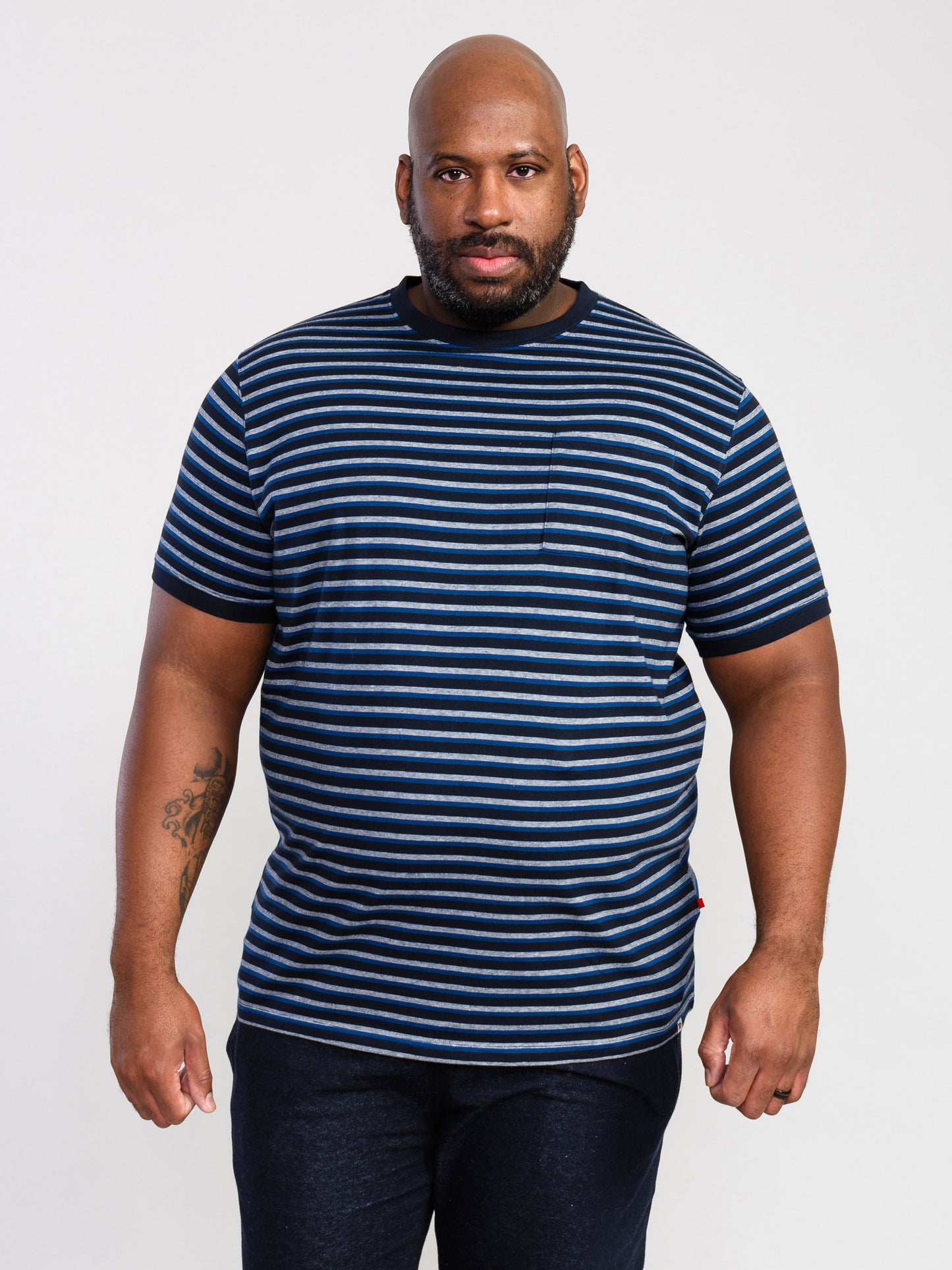 BEAMONT -D555 Navy Blue Stripe Jacquard Stripe T-Shirt