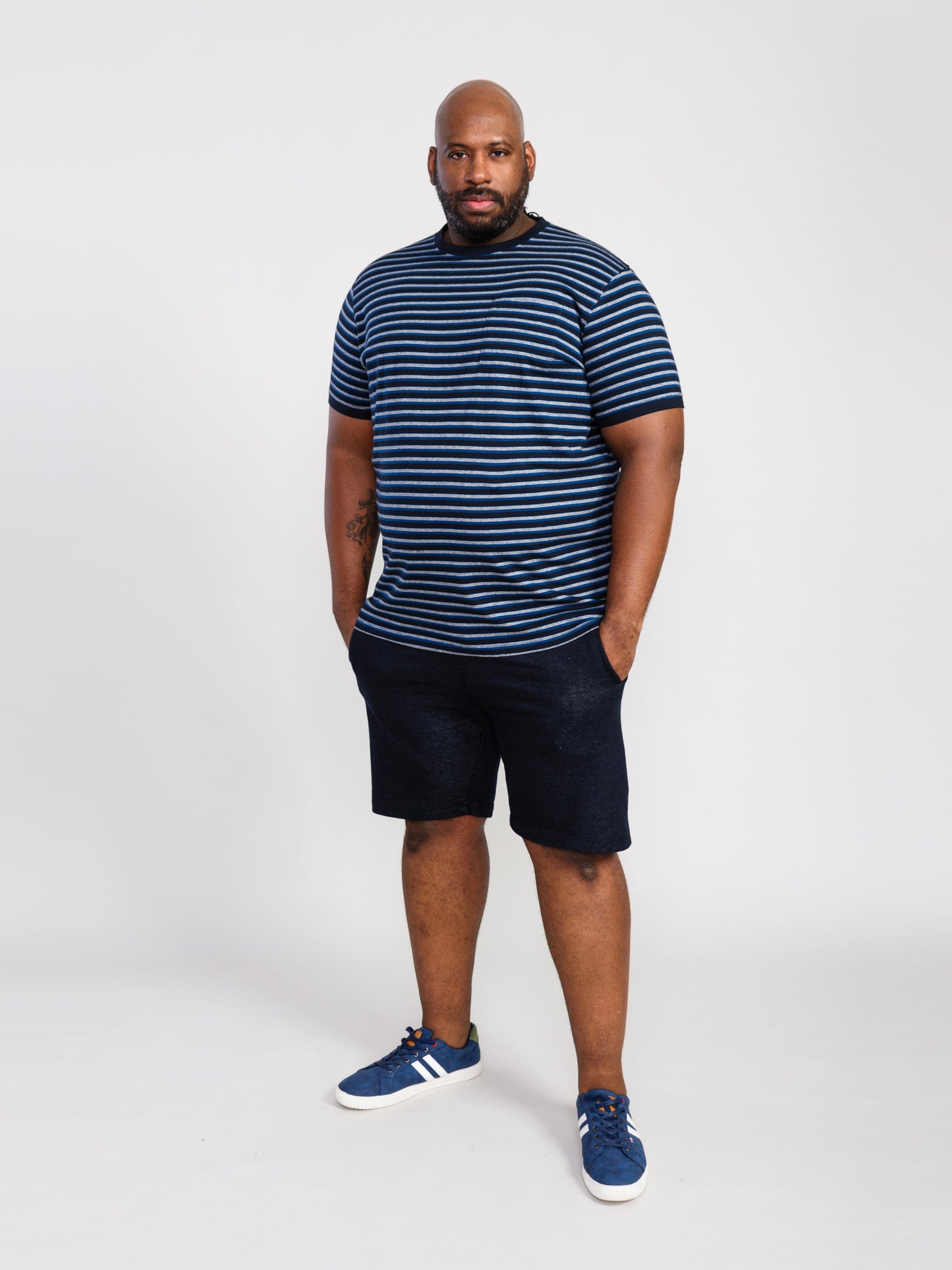 BEAMONT -D555 Navy Blue Stripe Jacquard Stripe T-Shirt