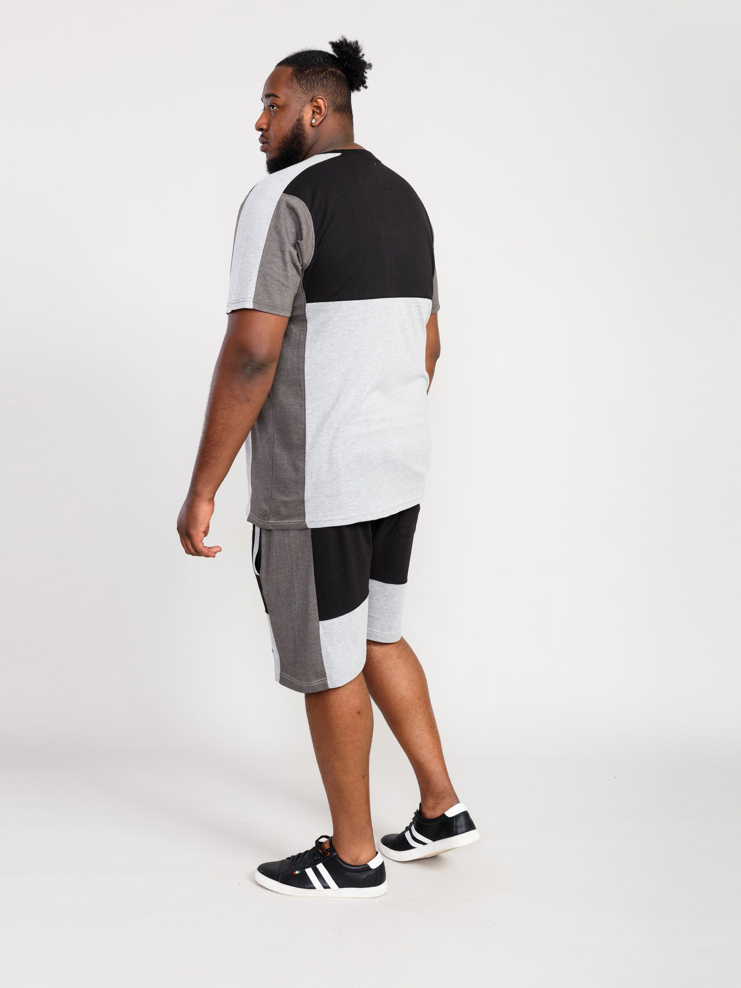 FELIX -D555 Black/Charcoal Couture Crew Neck T-Shirt with Cut and Sew Detail