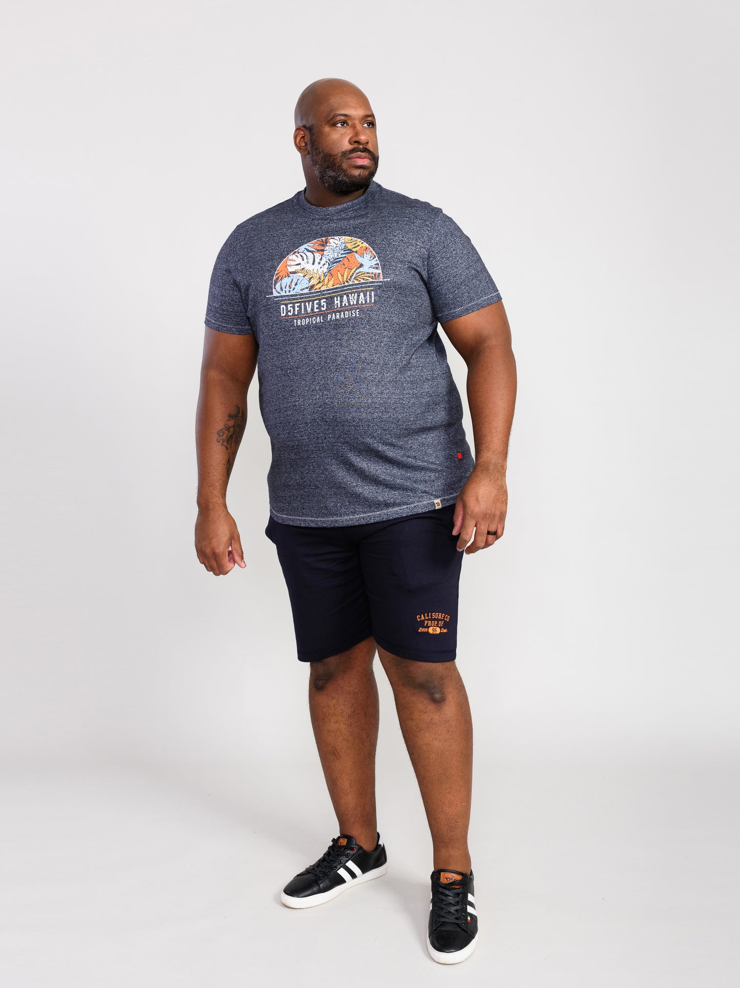 UPTON -D555 Navy Blue Twist Hawaii Leaf Printed T-Shirt