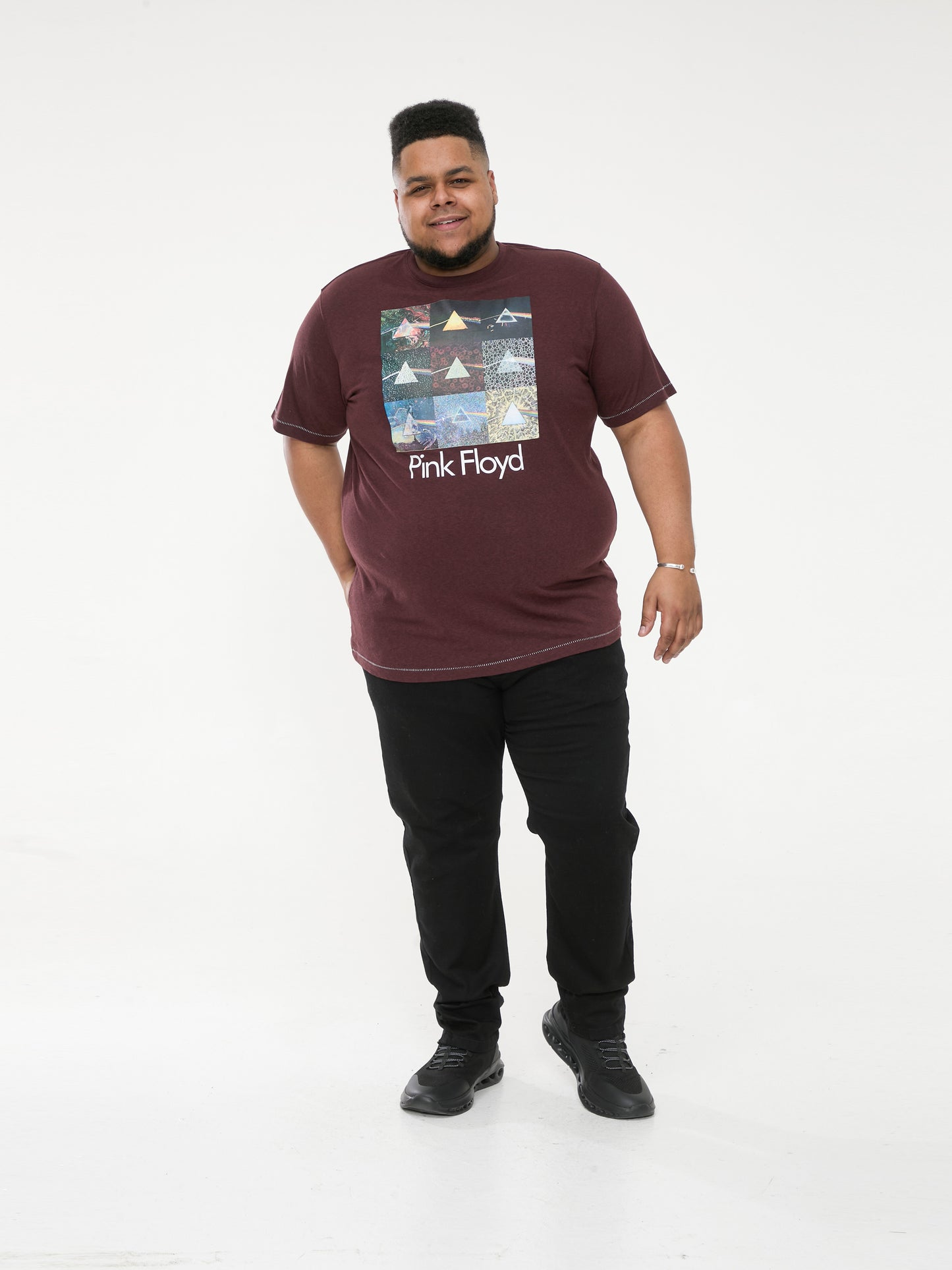 DIVISION -D555 Burgundy Black Twist Official Licensed Pink Floyd Printed T-Shirt