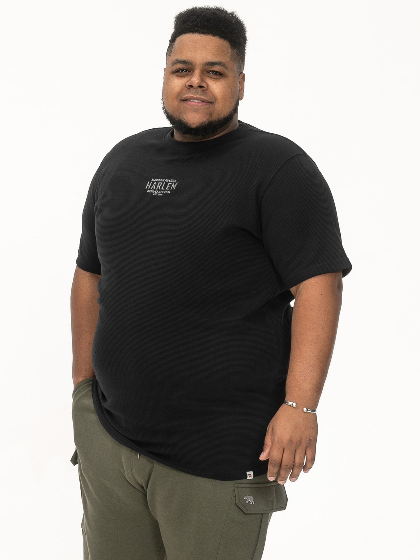 PORTSMOUTH -D555 Black High Low Ribbed Crew Neck T-Shirt with Embroidery