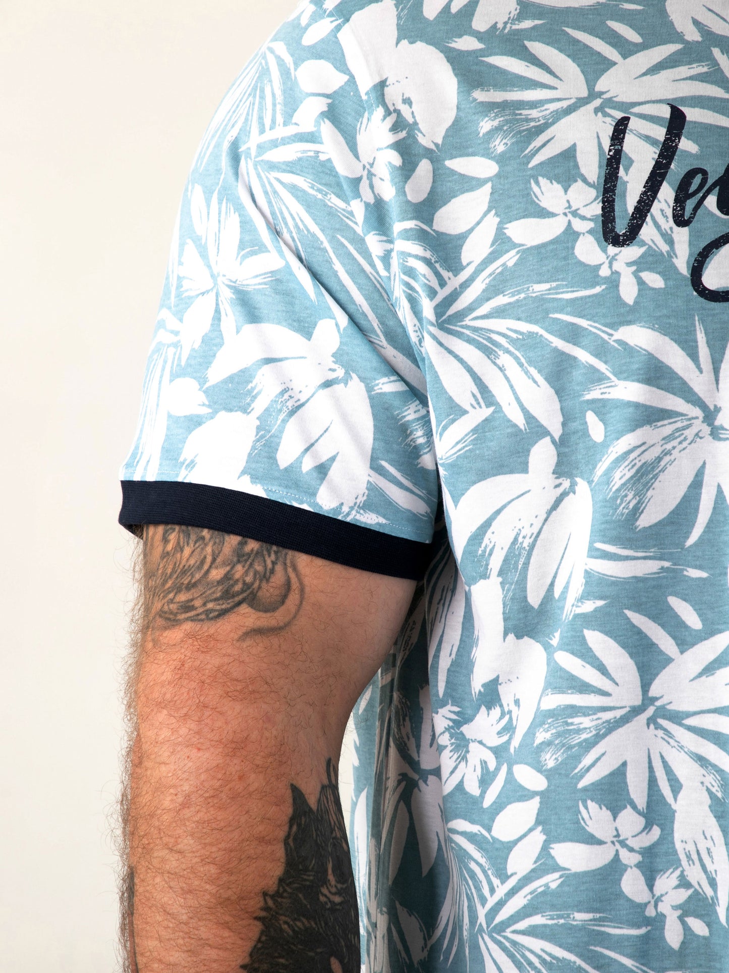 SHOREHAM -D555 Blue AO Printed Venice Beach Crew Neck T-Shirt