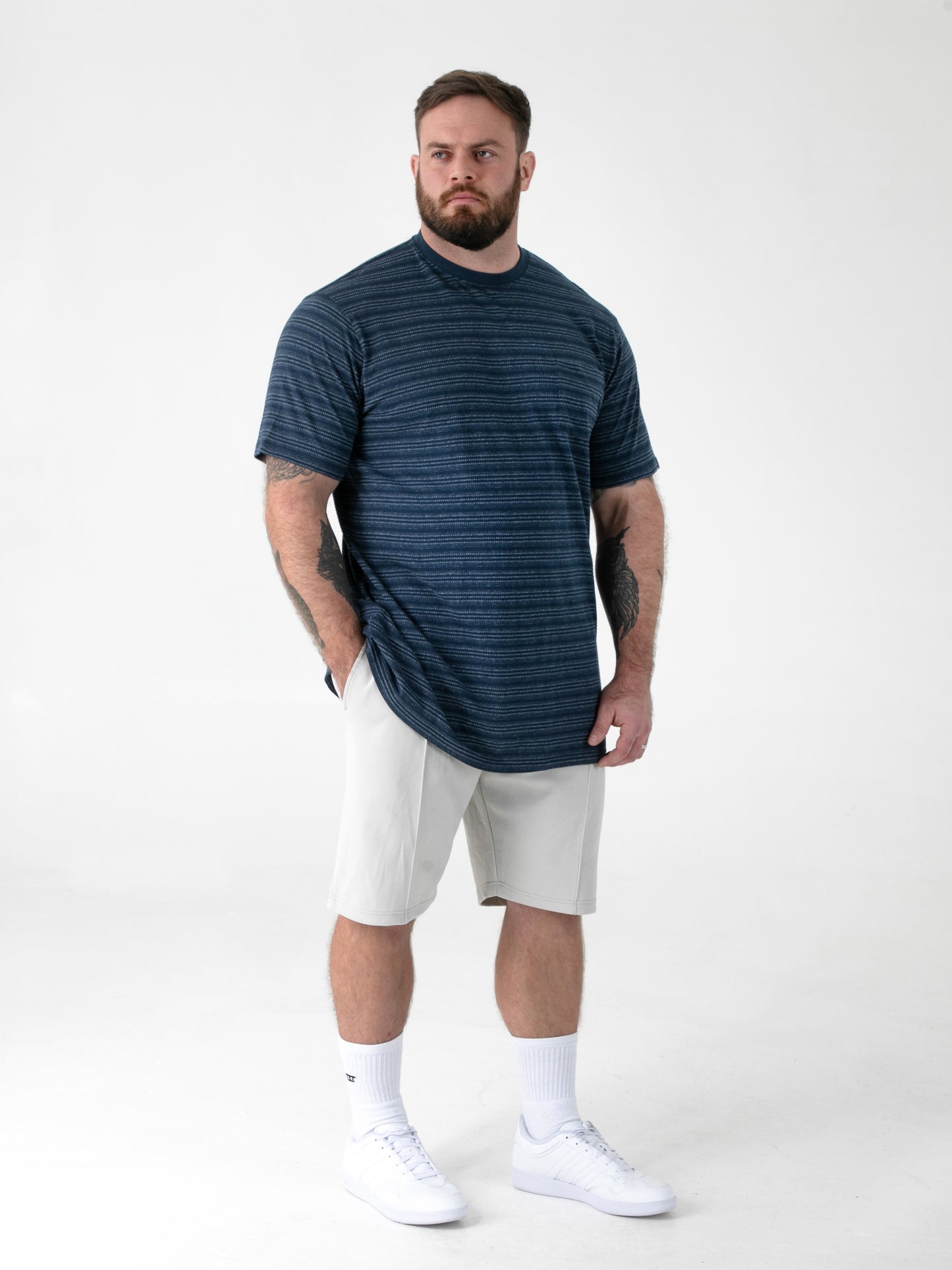 DINGLE 1 -D555 Navy Blue High Low Jacquard Crew Neck T-Shirt