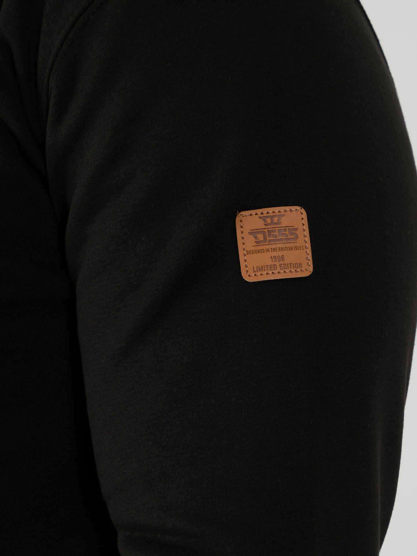 RUSSEL 1 -D555 Black 1/4 Zip Sweatshirt In Fleece with Chest Embroidery
