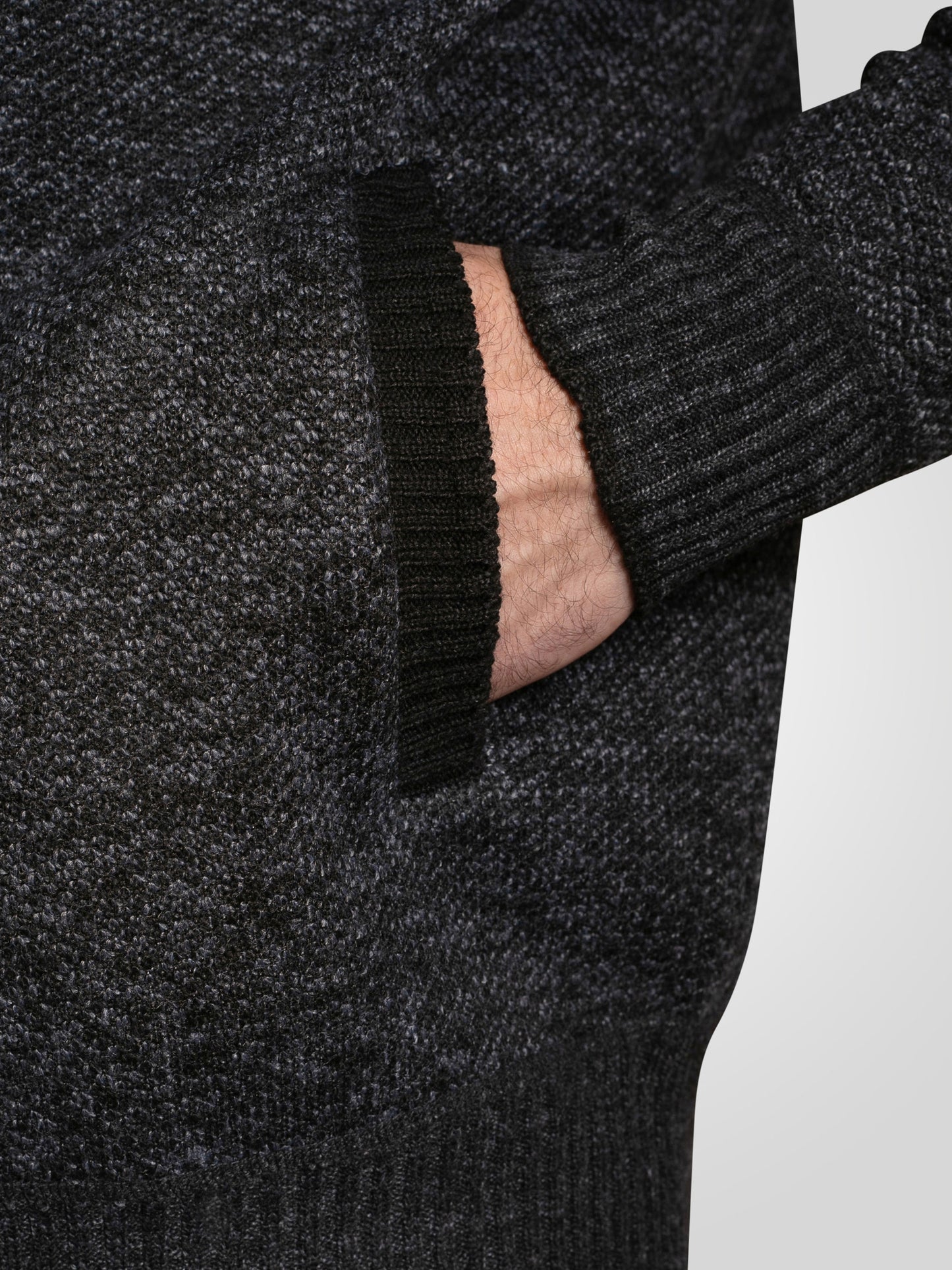 DEREHAM 2 -D555 Charcoal Marl Bonded Check Lined Knitted Zip Through Sweater