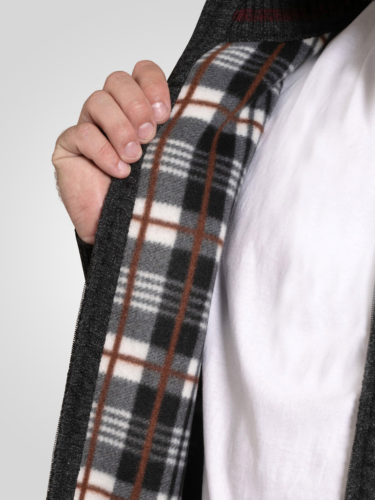 DEREHAM 2 -D555 Charcoal Marl Bonded Check Lined Knitted Zip Through Sweater