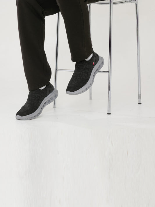 BLYTH 1 -D555 Black Kingsize Hands Free Shoes with Knitted Top
