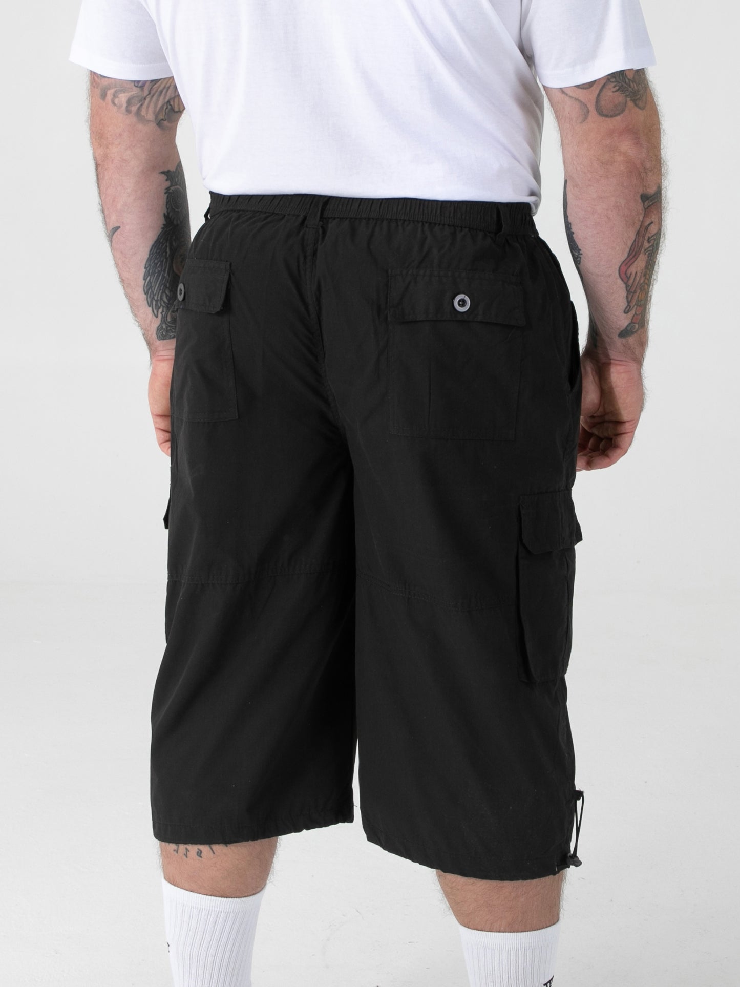 MASON -D555 Black Cargo Capri Pant with Leg Pockets