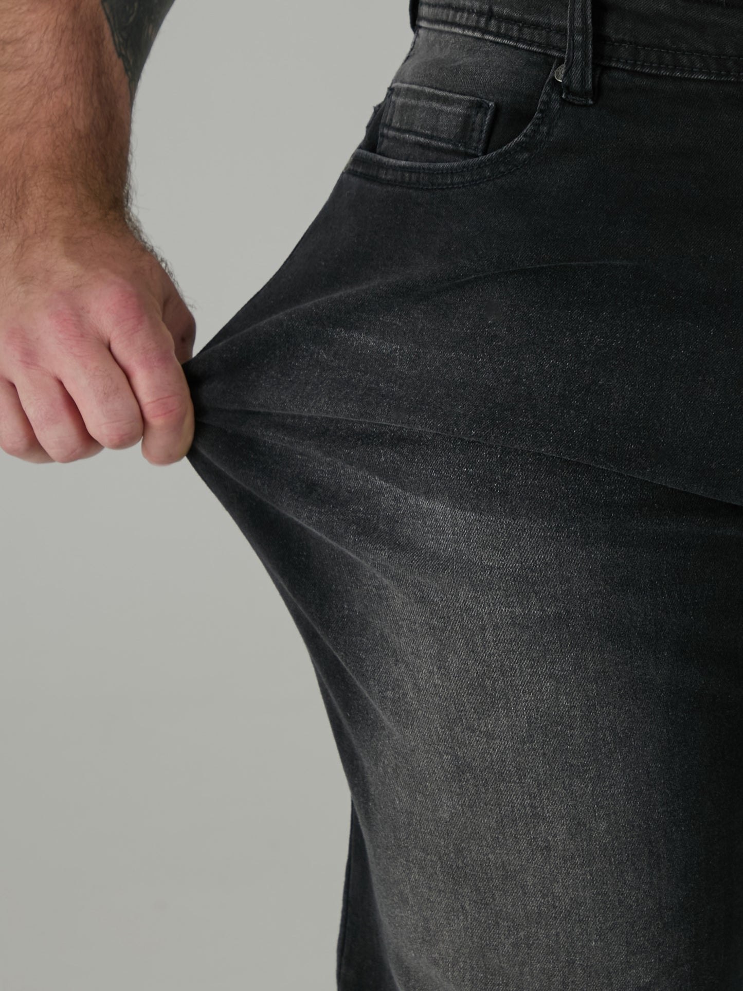 BENSON -D555 Grey Stonewash Tapered Fit Stretch Jeans