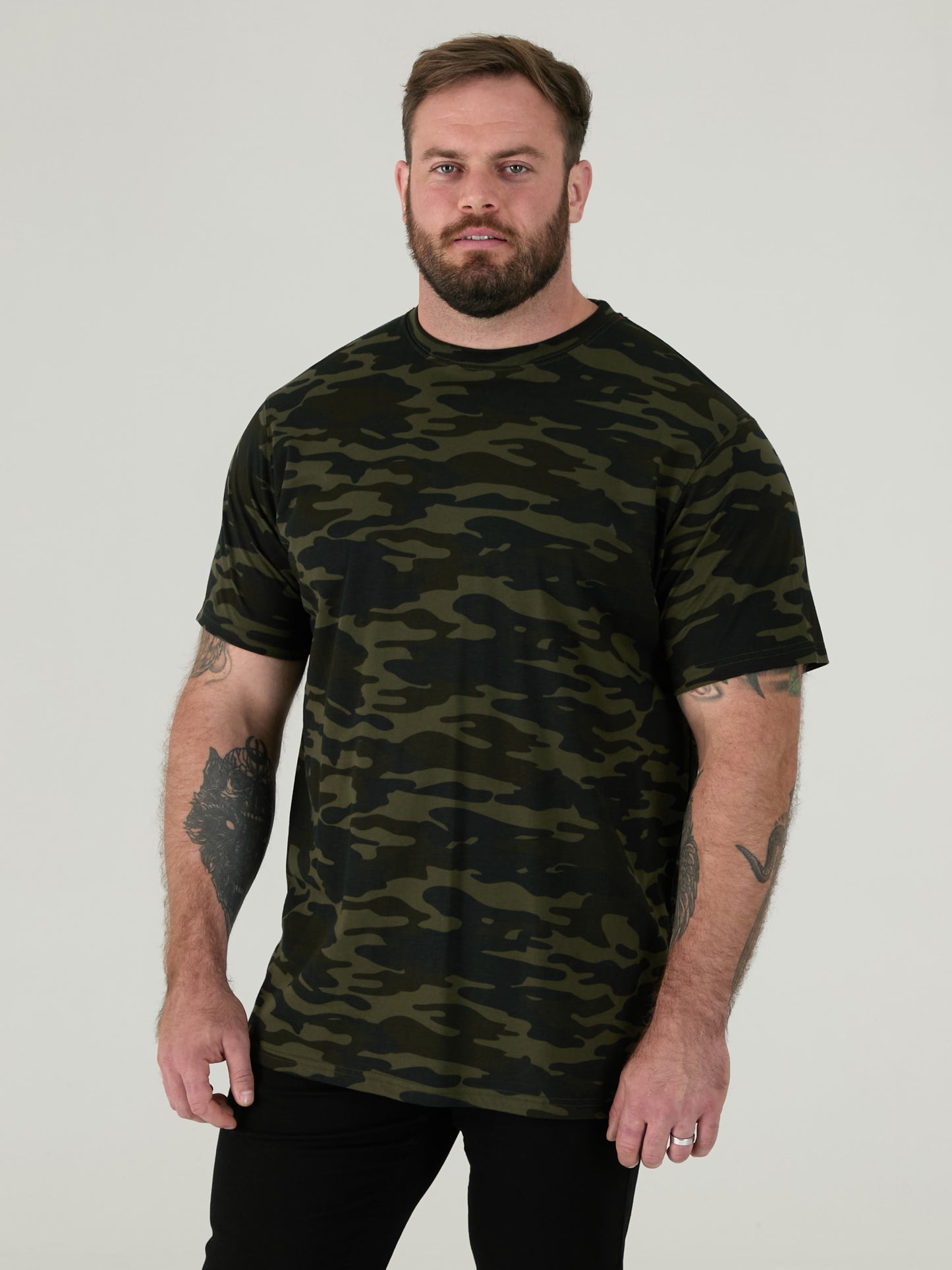 GASTON -D555 Green Camouflage Print Crew Neck T-Shirt