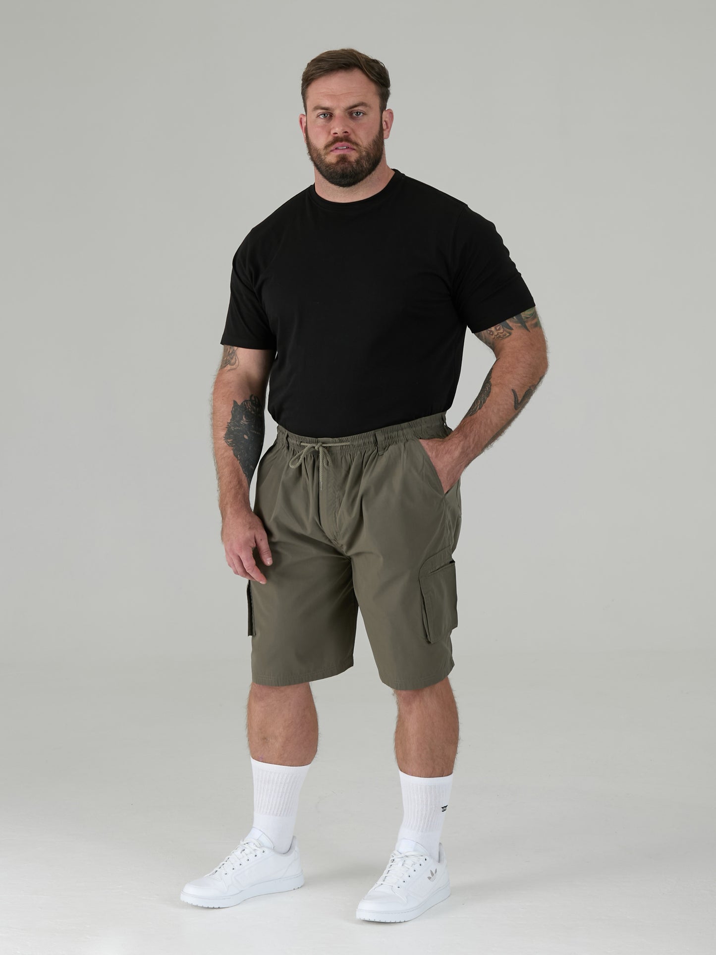 NICK -D555 Khaki Green Cargo Short with Shaped Leg Pockets