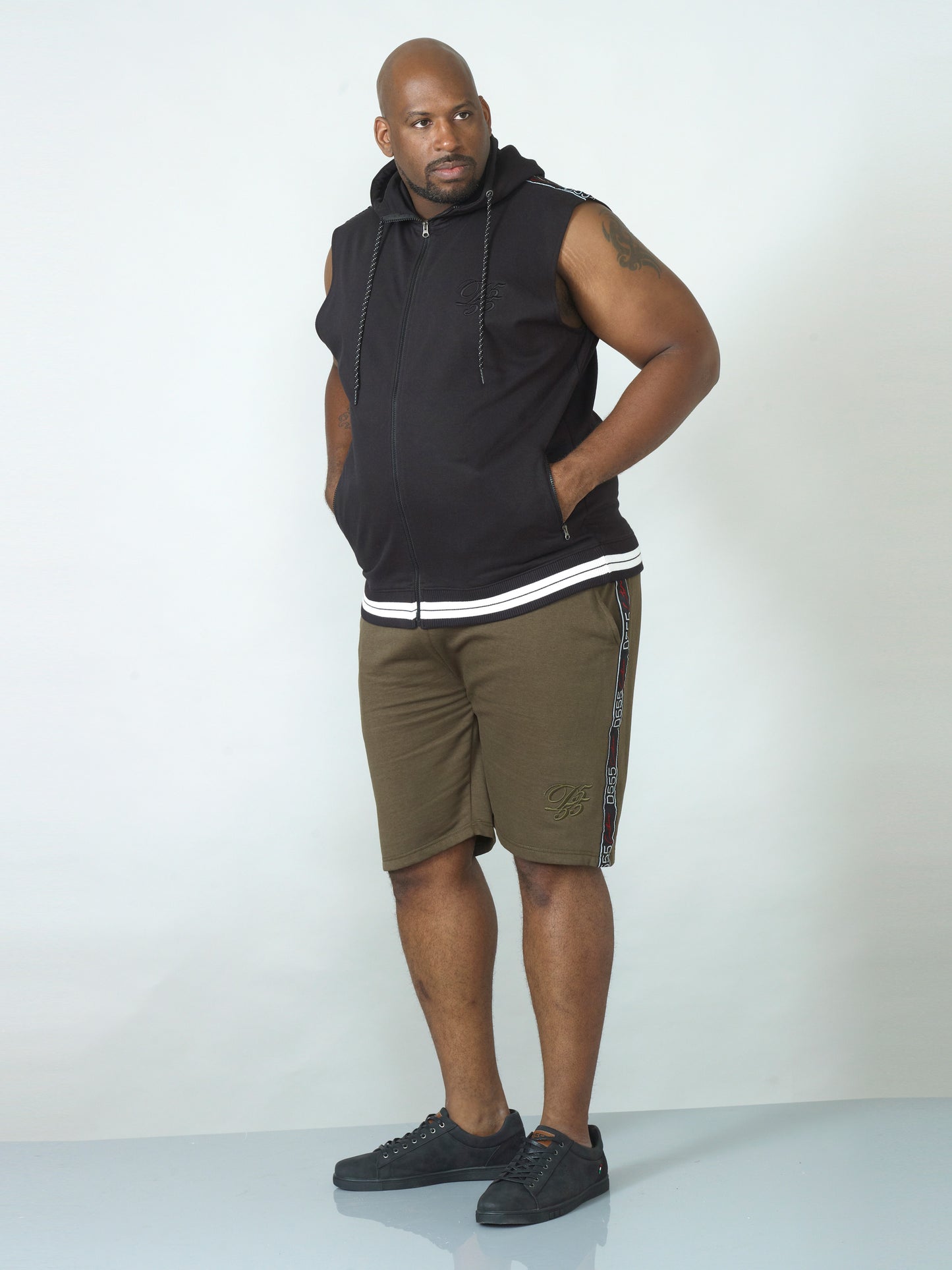CHEMUNG 1-D555 Black Couture Sleeveless Hoody with Taping Detail