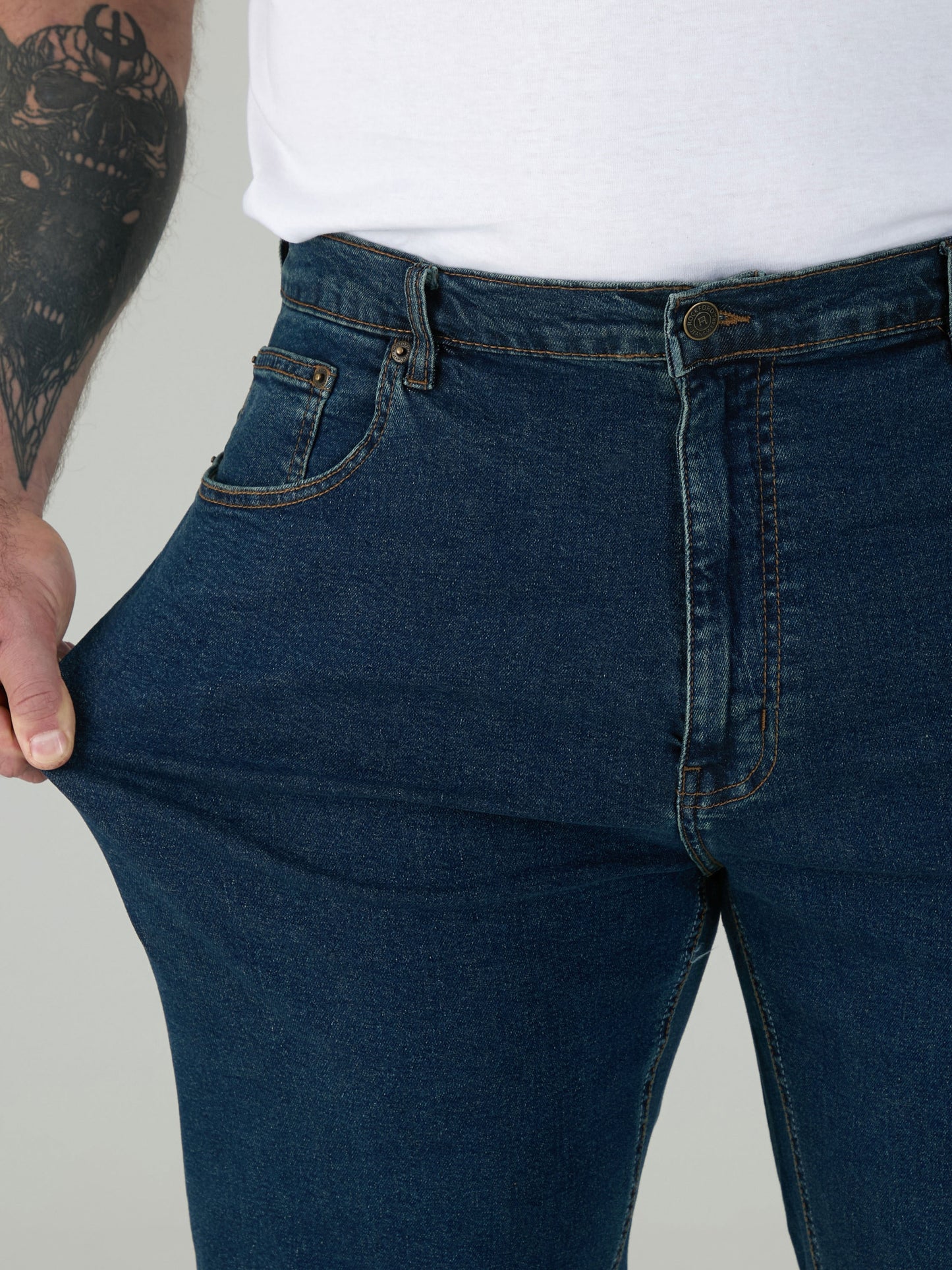 CARLOS -ROCKFORD Blue Stonewash Classic Comfort Fit Stretch Jeans